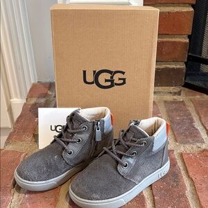 UGG Kids T Jayes Sneakers Gray Boots with Orange Highlights Size 9
